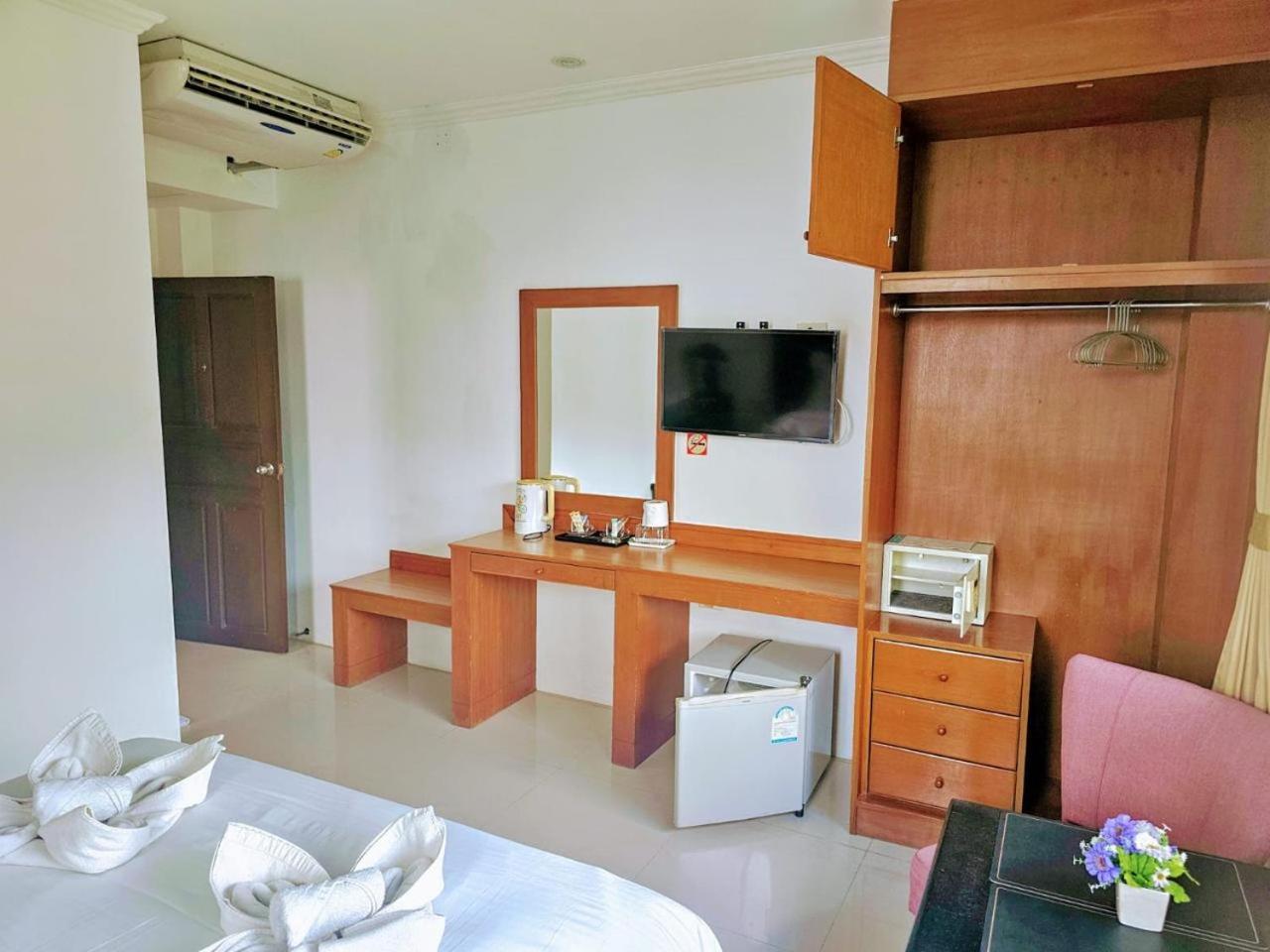 Sukcheewa Residence Phuket Patong Экстерьер фото